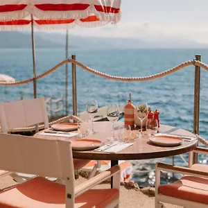 The Maybourne Riviera, Maybourne Hotell